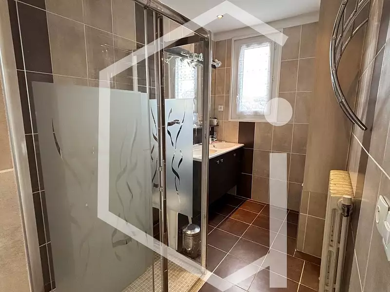 Maison, 127 m²