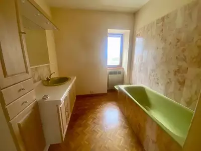 Maison, 230 m²