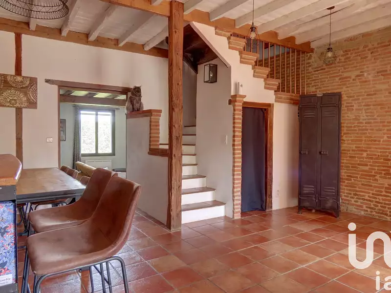 Maison, 167 m²