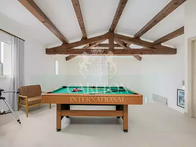 Maison, 187 m²
