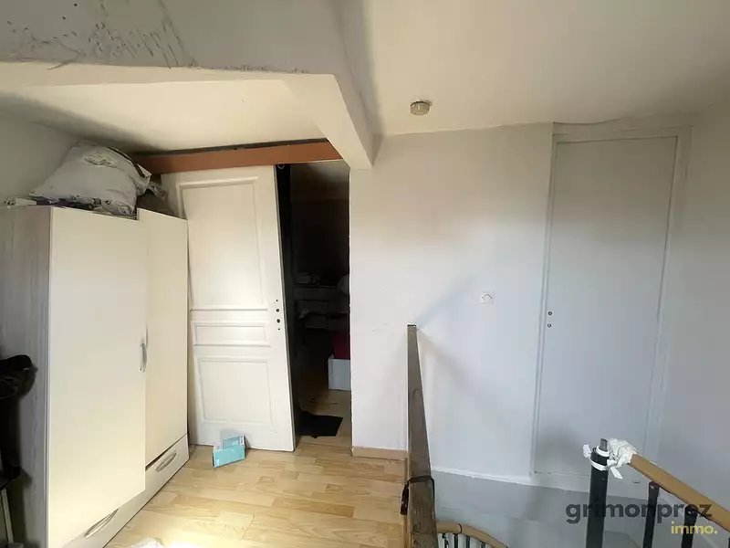 Immeuble, 90 m²
