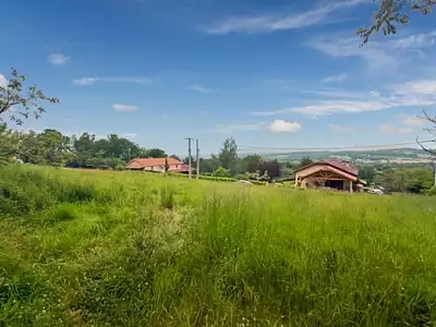 Terrain, 1 873 m²