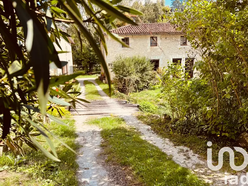 Maison, 200 m²