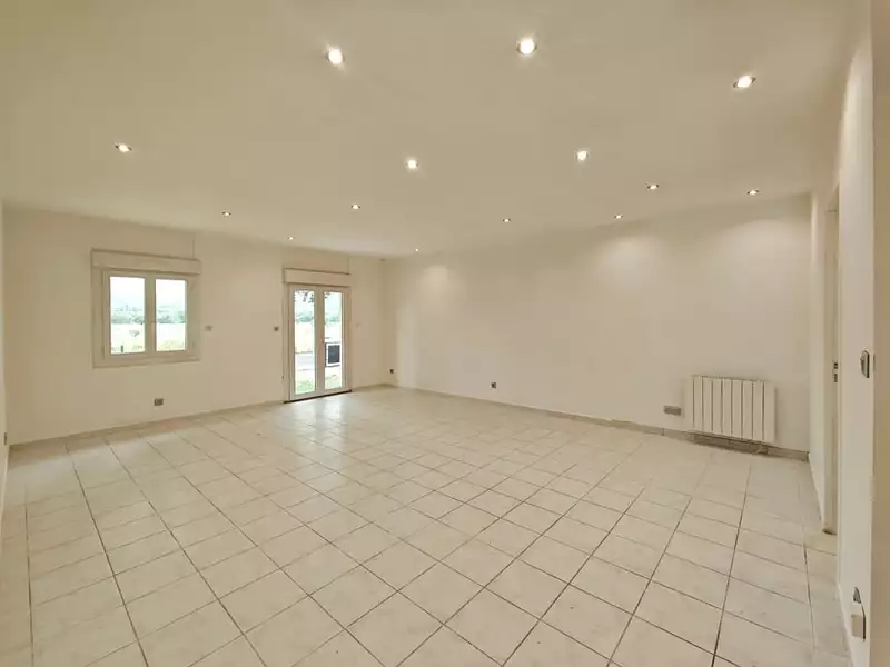 Maison, 99 m²