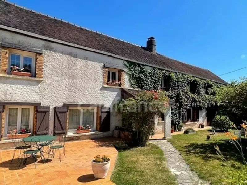 Maison, 335 m²