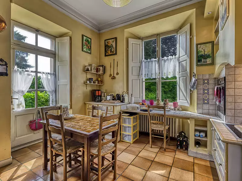 Maison, 390,6 m²
