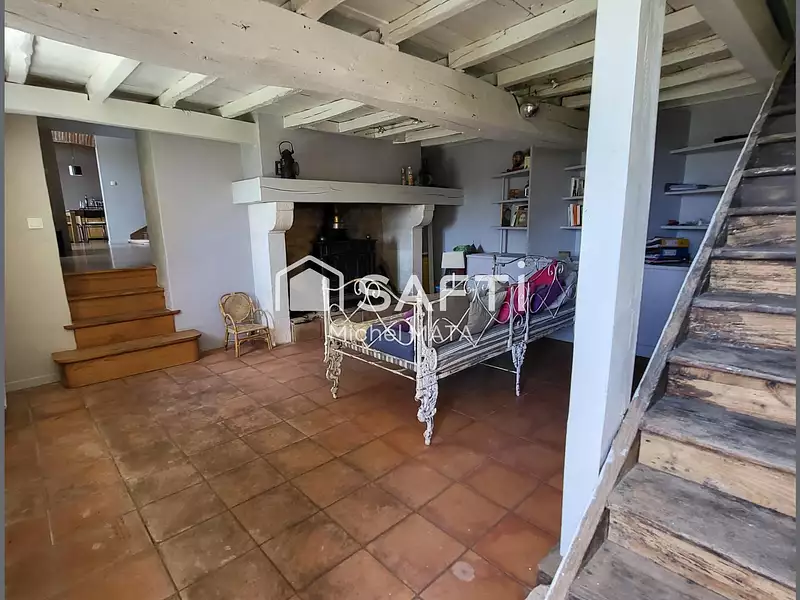 Maison, 285 m²