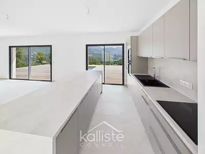 Maison, 132 m²