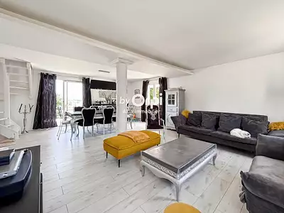 Maison, 183 m²
