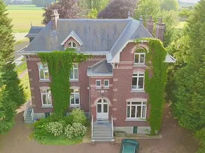 Maison, 248 m²