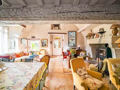 Maison, 303 m²