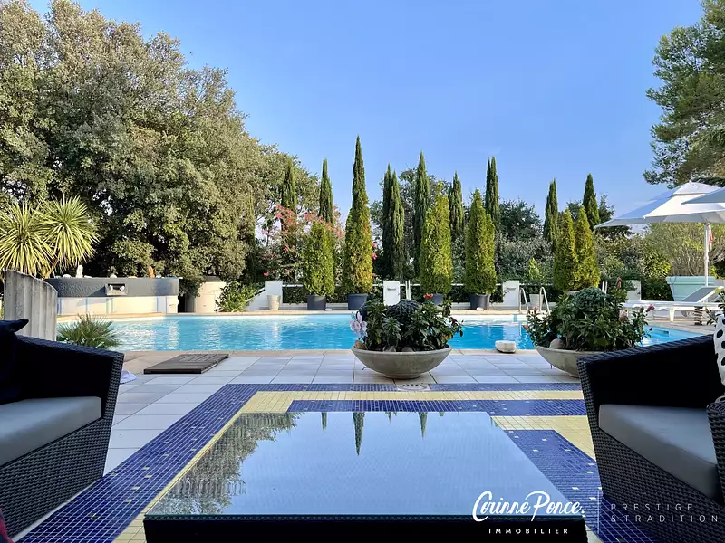 Maison, 320 m²