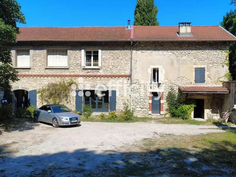 Maison, 450 m²