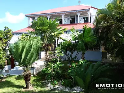 Maison, 165 m²
