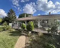 Maison, 210 m²