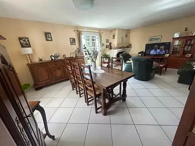 Maison, 143 m²