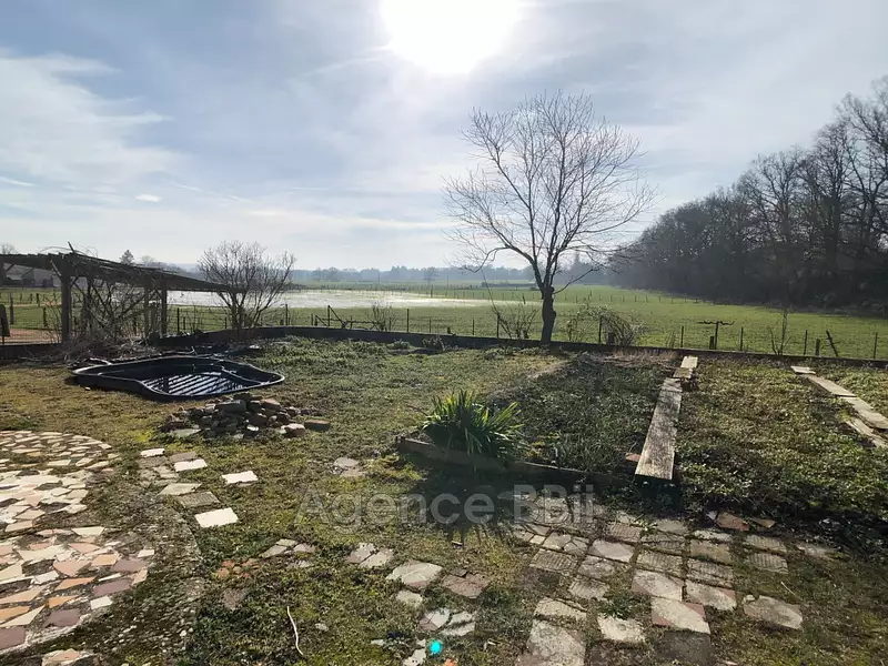 Maison, 240,68 m²