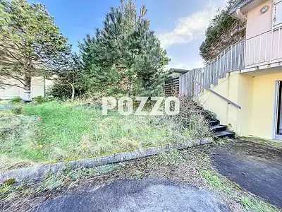 Terrain, 718 m²