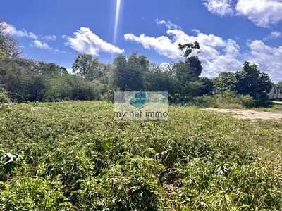 Terrain, 639 m²