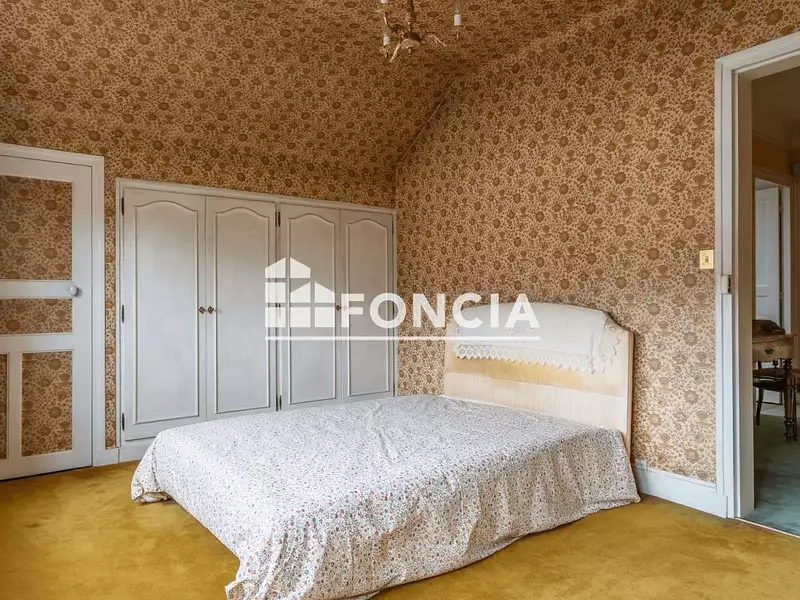 Maison, 238 m²