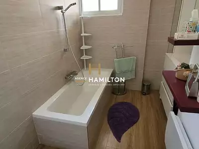 Maison, 175 m²