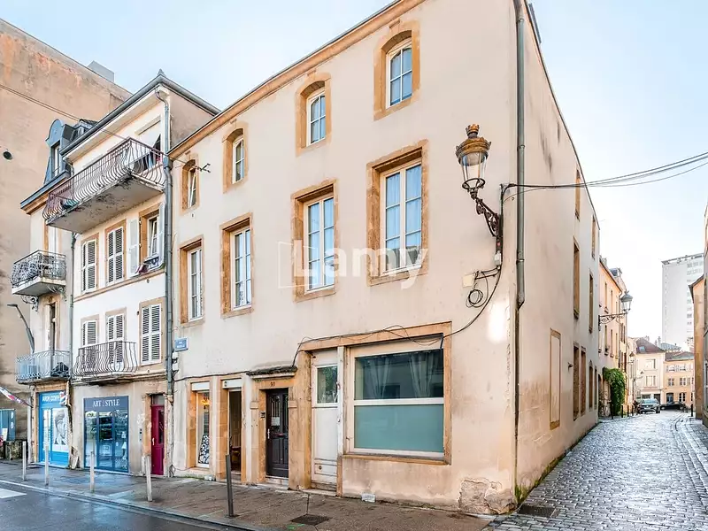 Immeuble, 259,43 m²