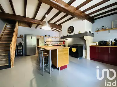 Maison, 277 m²