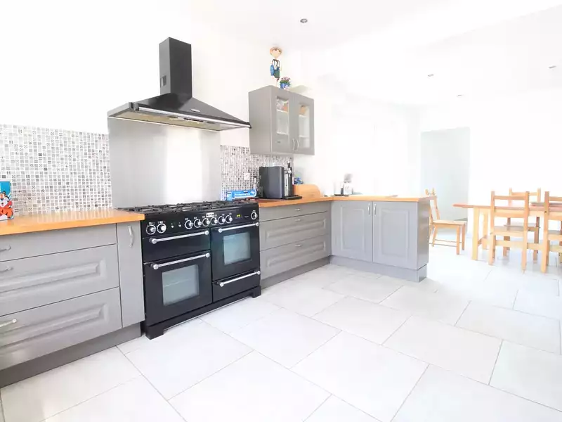 Maison, 201,5 m²