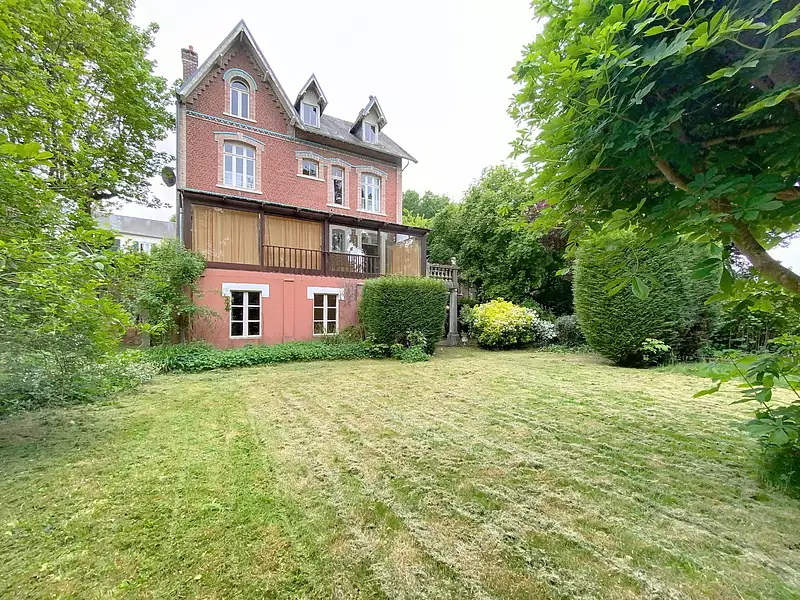 Maison, 275,81 m²