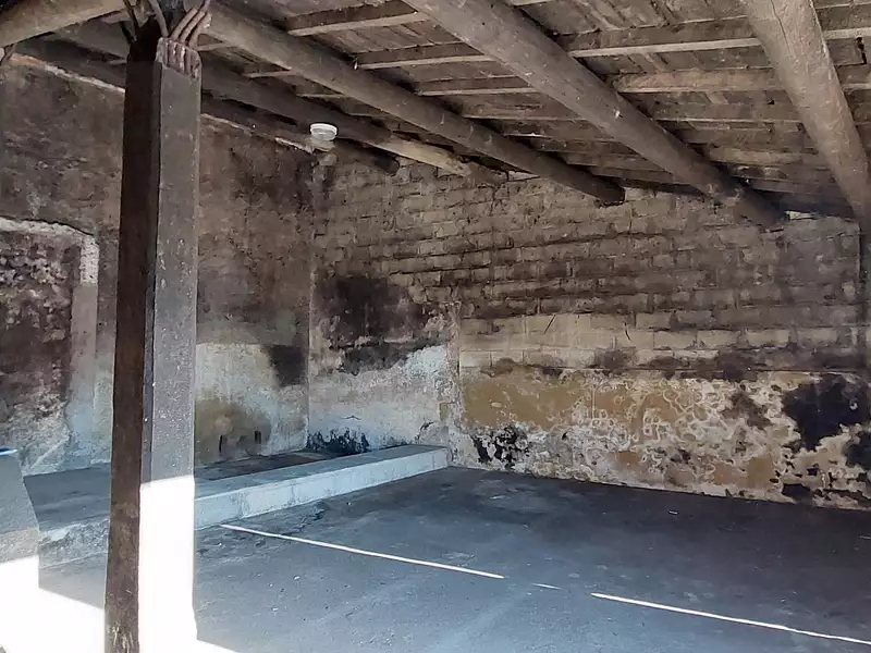 Parking, 100 m²