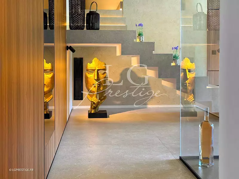 Maison, 318 m²
