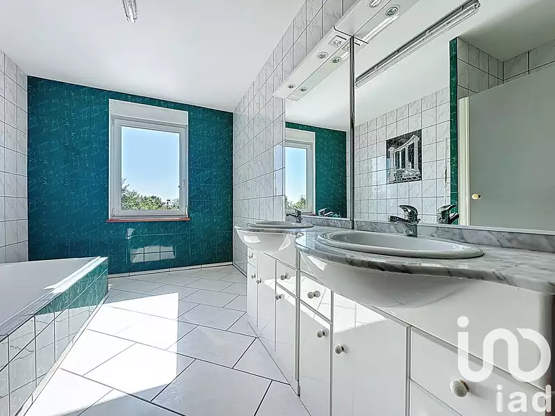 Maison, 183 m²