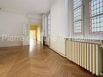 Appartement, 235,39 m²