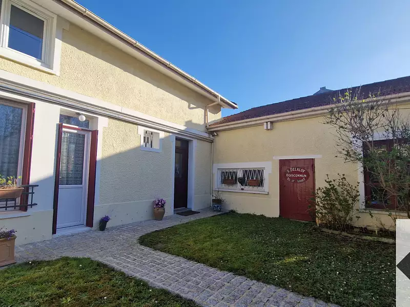 Maison, 143 m²