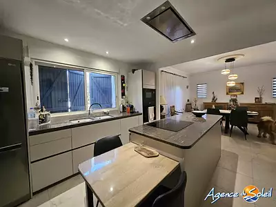 Maison, 146 m²