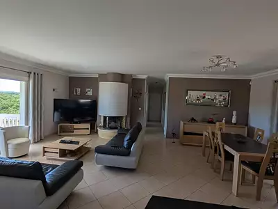 Maison, 217 m²