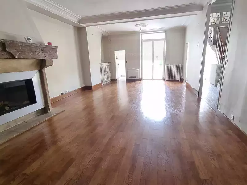Maison, 250 m²