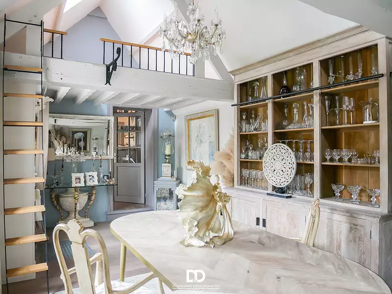 Maison, 260 m²