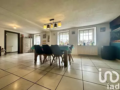 Maison, 192 m²