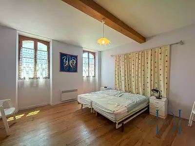 Maison, 240 m²