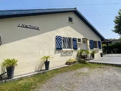 Maison, 170 m²