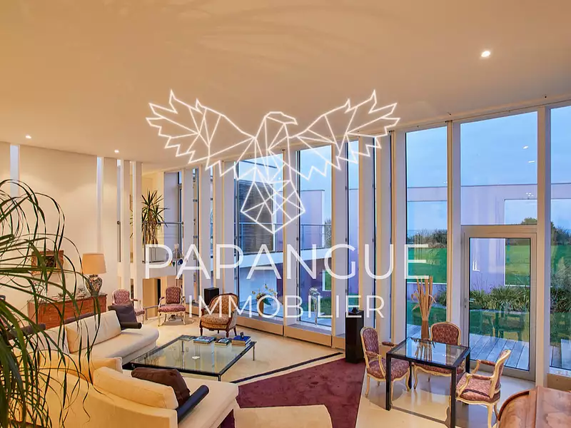 Maison, 248 m²