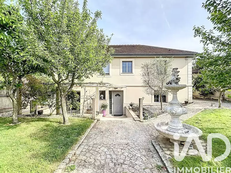 Maison, 205 m²
