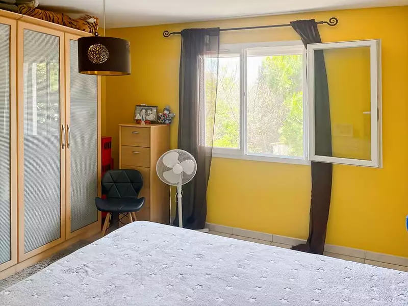 Maison, 235 m²