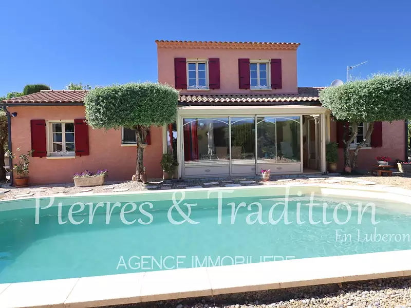 Maison, 136 m²