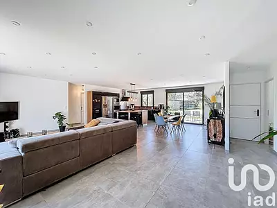 Maison, 147 m²