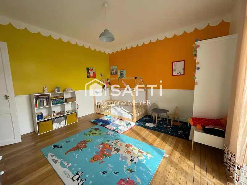 Maison, 121 m²