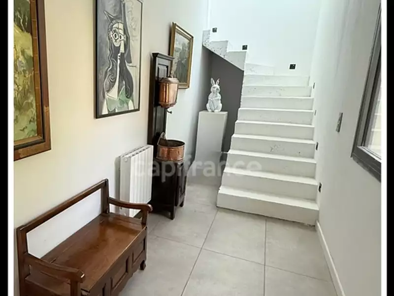 Maison, 250 m²