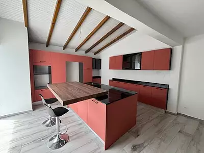 Maison, 148 m²