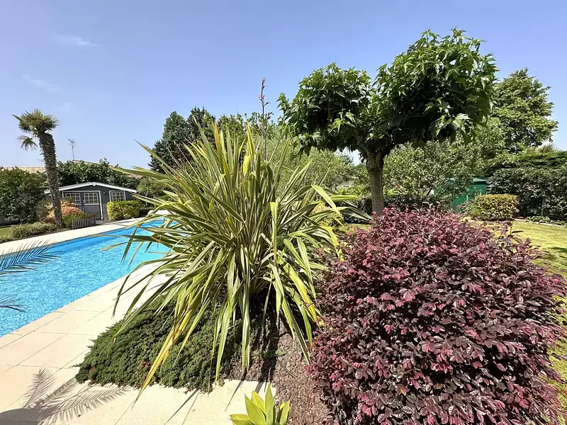Maison, 165 m²